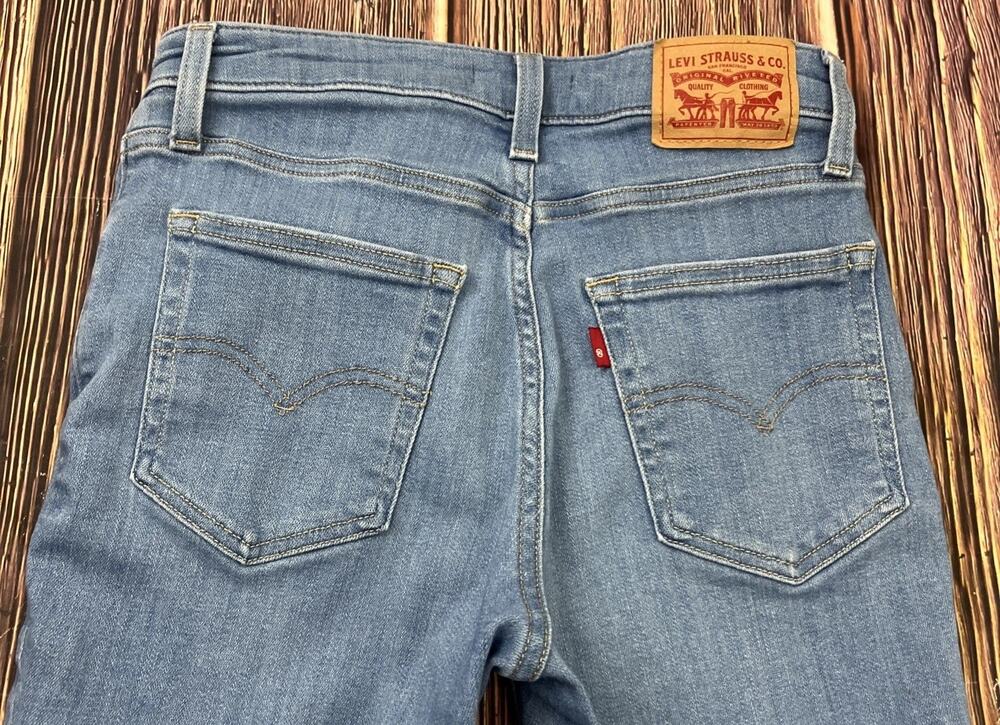 💋 Levis 725 High Rise Bootcut Jeans Womens Size 27 Blue Light Wash Stretch